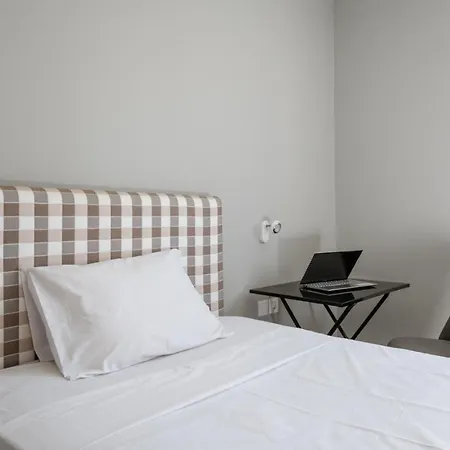 Penthouse With Teracce شقة *